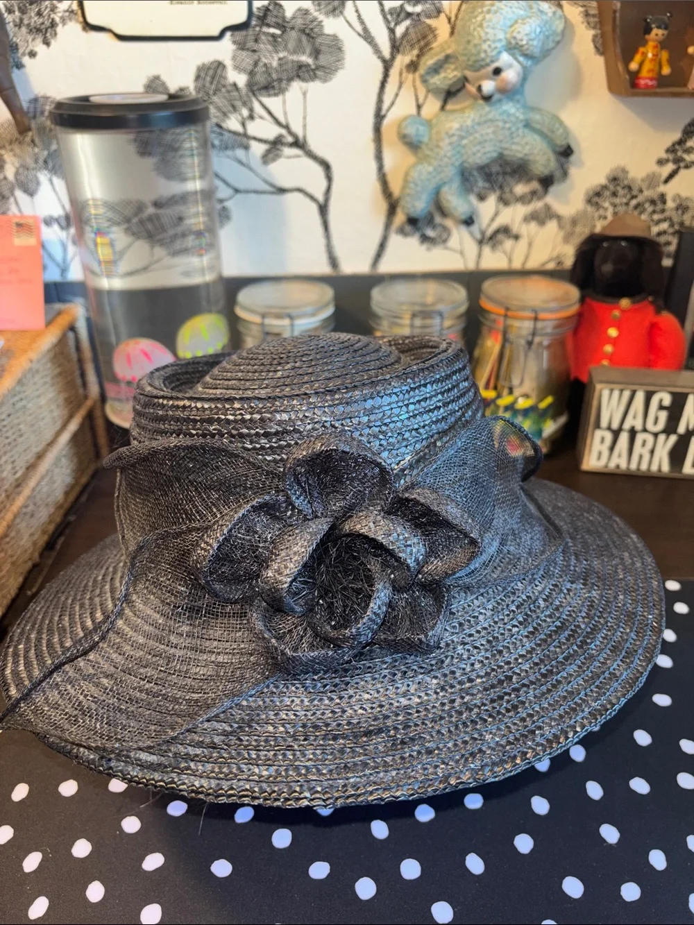 EUC VINTAGE  Betmar New York straw dress hat, featuring a classic wide brim and